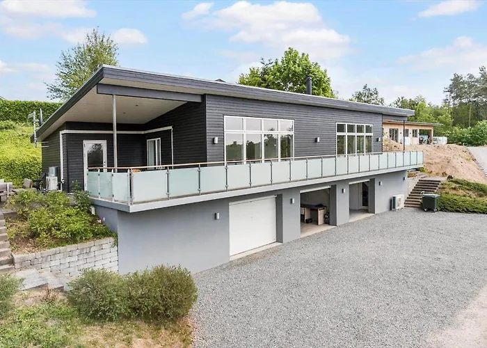 8450-ebeltoft-adilsvej-21-c * Ebeltoft